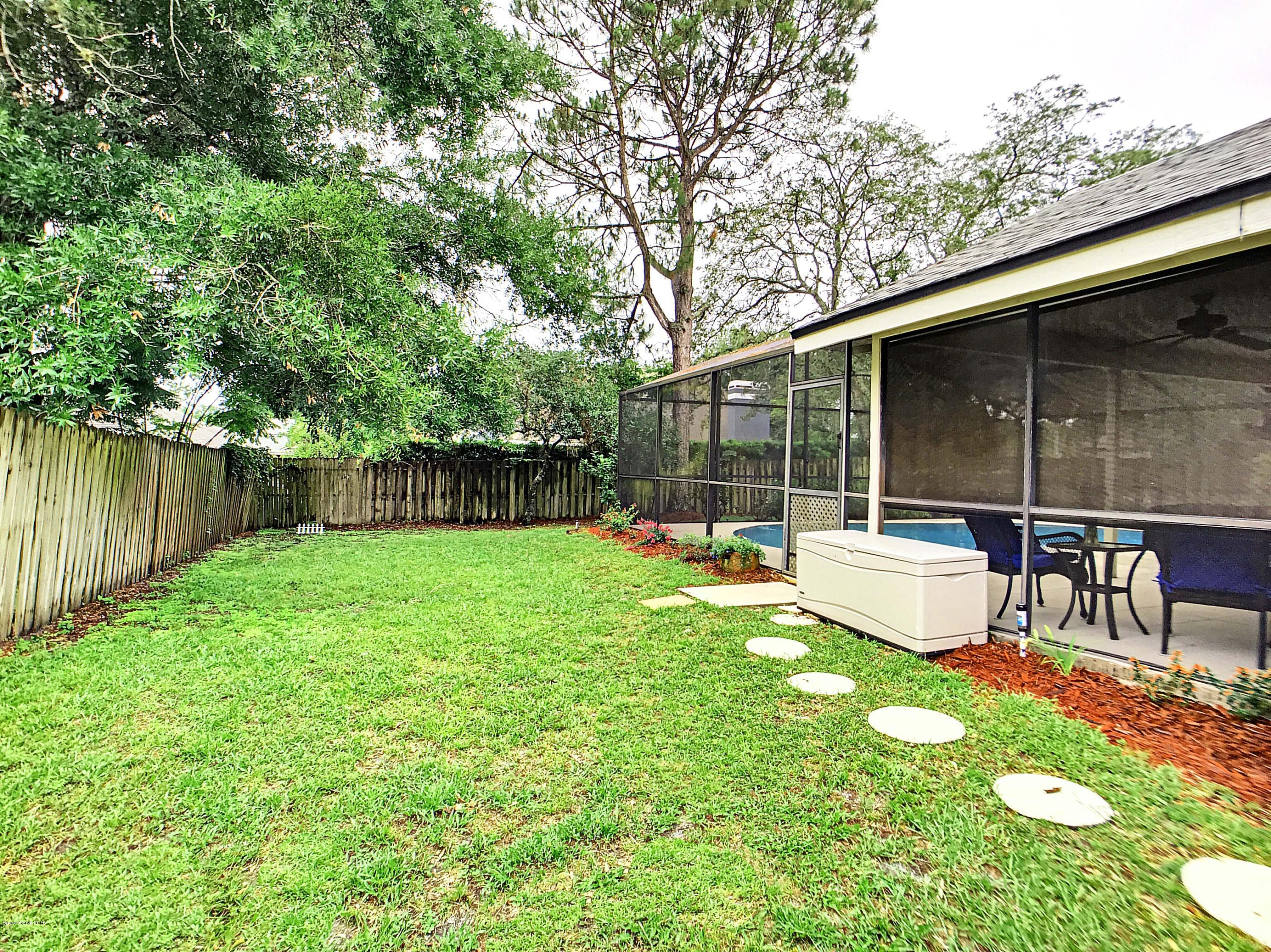 359 Lake Road Lake Mary, FL 32746 - Photo 30 of 34 Side Yard