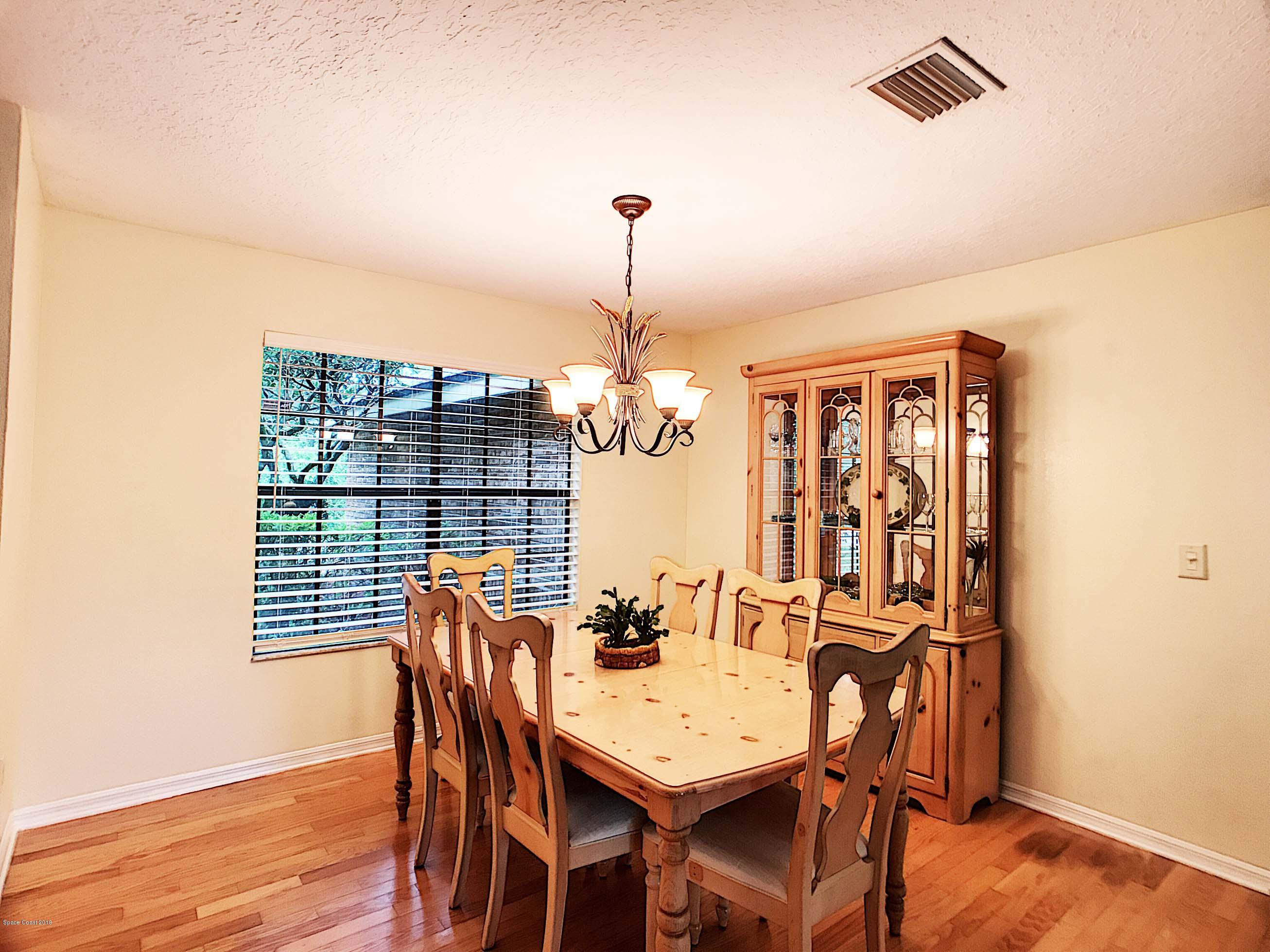 359 Lake Road Lake Mary, FL 32746 - Photo 10 of 34 Dining Room