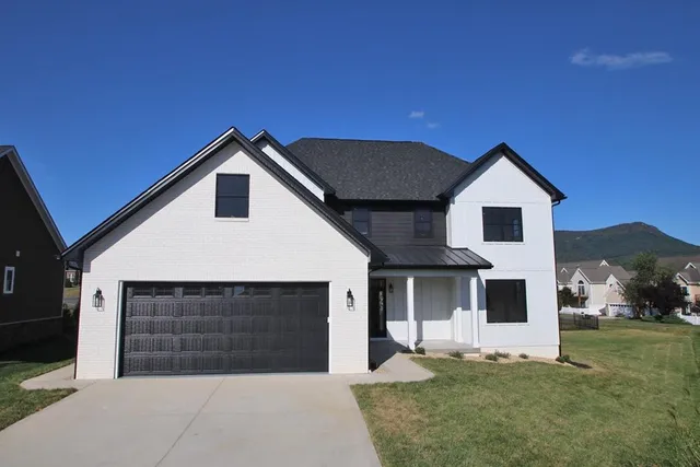 $797,500 | 135 Alnwick Court, Harrisonburg, VA 22801