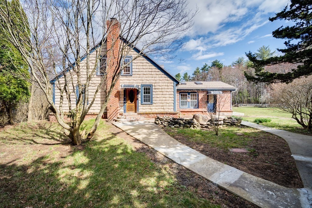 25 Cummings Road Ware, MA 01082 - Photo 2 of 39