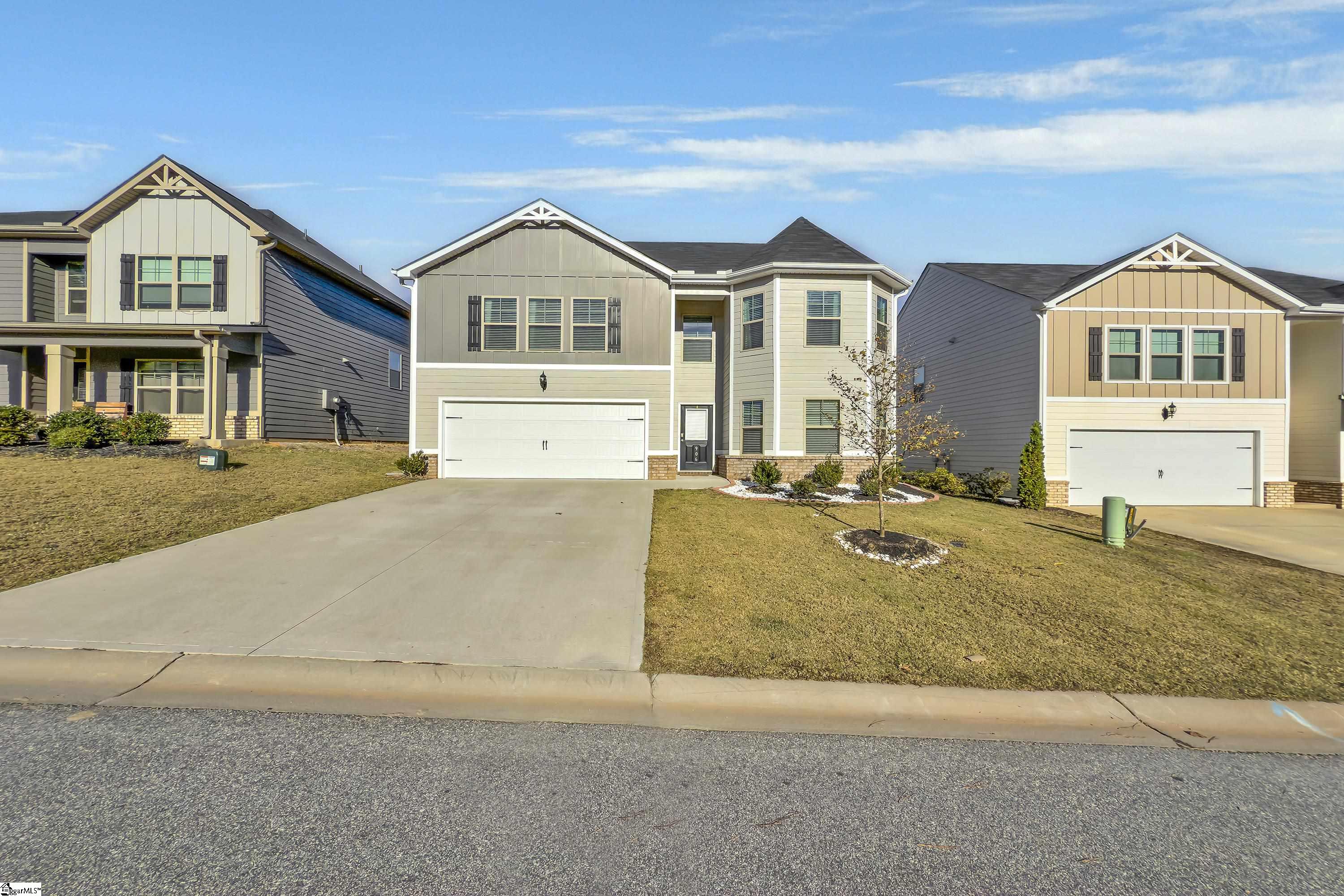 906 Equine Drive Moore, SC 29369 - Photo 3 of 30