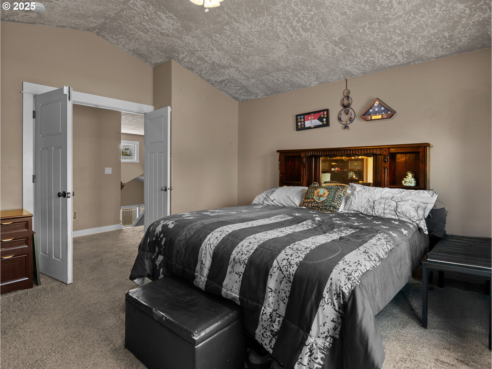 18653 Van Fleet Avenue Sandy, OR 97055 - Photo 31 of 48 a bedroom with a bed and a couch