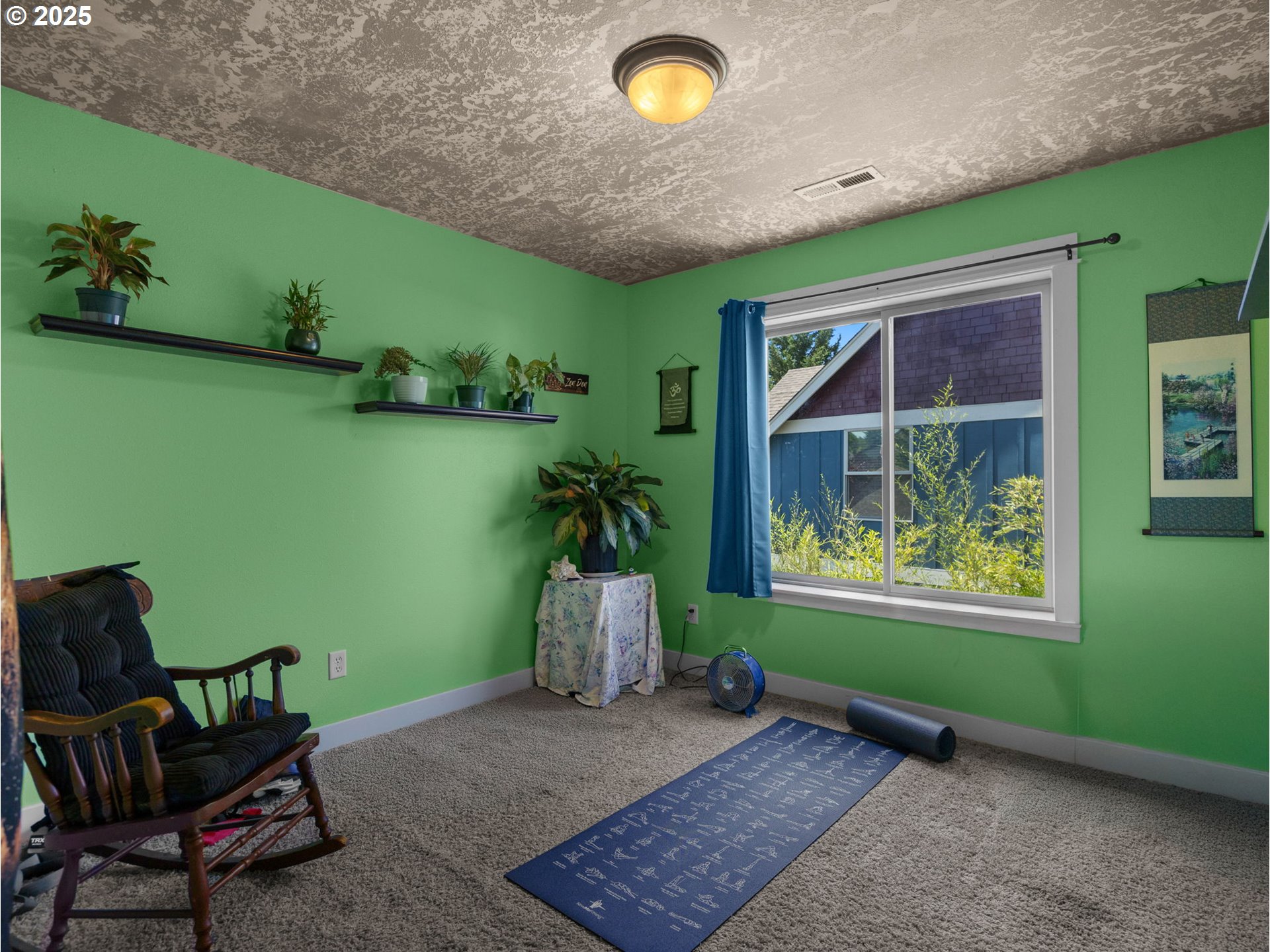 18653 Van Fleet Avenue Sandy, OR 97055 - Photo 44 of 48 a view of a porch with furniture and a potted plant