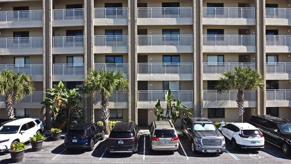 $4,500 | 4501 South Atlantic Avenue, Unit 215, New Smyrna Beach, FL 32169