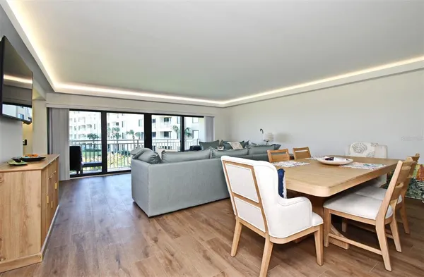 $4,500 | 4501 South Atlantic Avenue, Unit 215, New Smyrna Beach, FL 32169