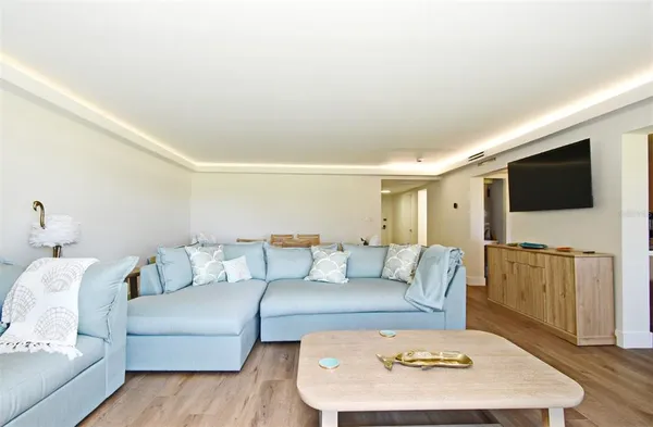 $4,500 | 4501 South Atlantic Avenue, Unit 215, New Smyrna Beach, FL 32169