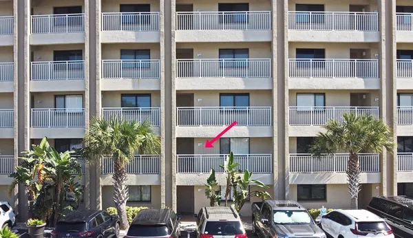 $4,500 | 4501 South Atlantic Avenue, Unit 215, New Smyrna Beach, FL 32169