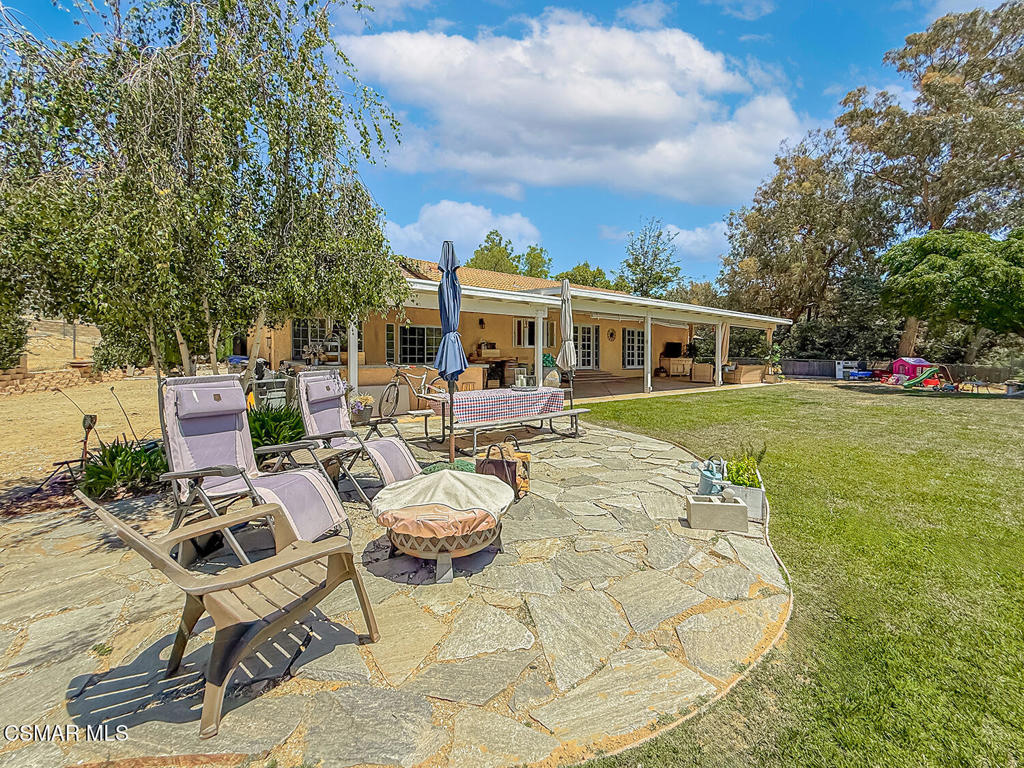 1351 Rambling Road Simi Valley, CA 93065 - Photo 52 of 70