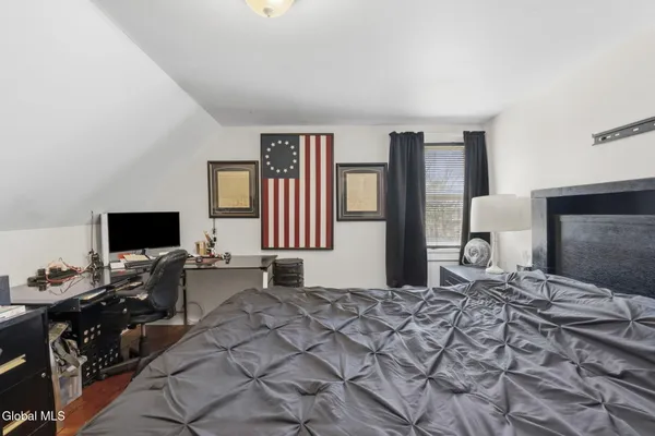 $440,000 | 143-147 Glenmont Road, Bethlehem, NY 12077