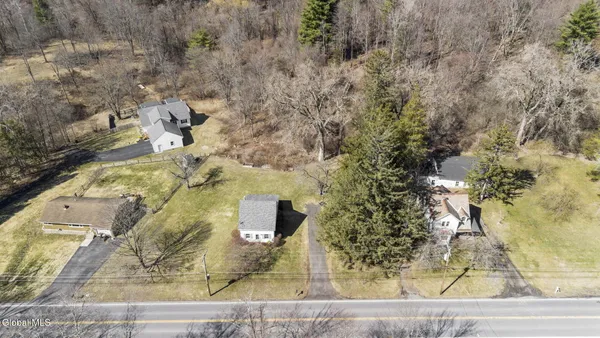 $440,000 | 143-147 Glenmont Road, Bethlehem, NY 12077