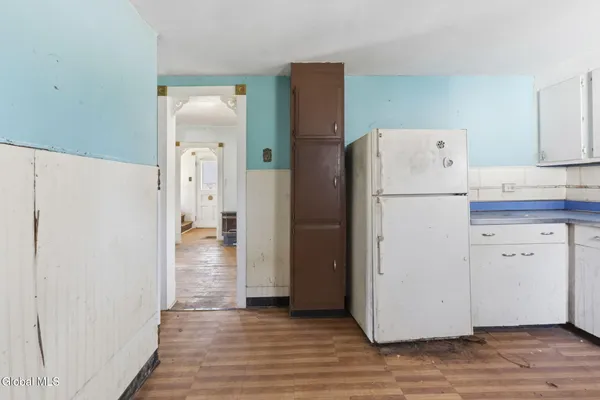 $440,000 | 143-147 Glenmont Road, Bethlehem, NY 12077