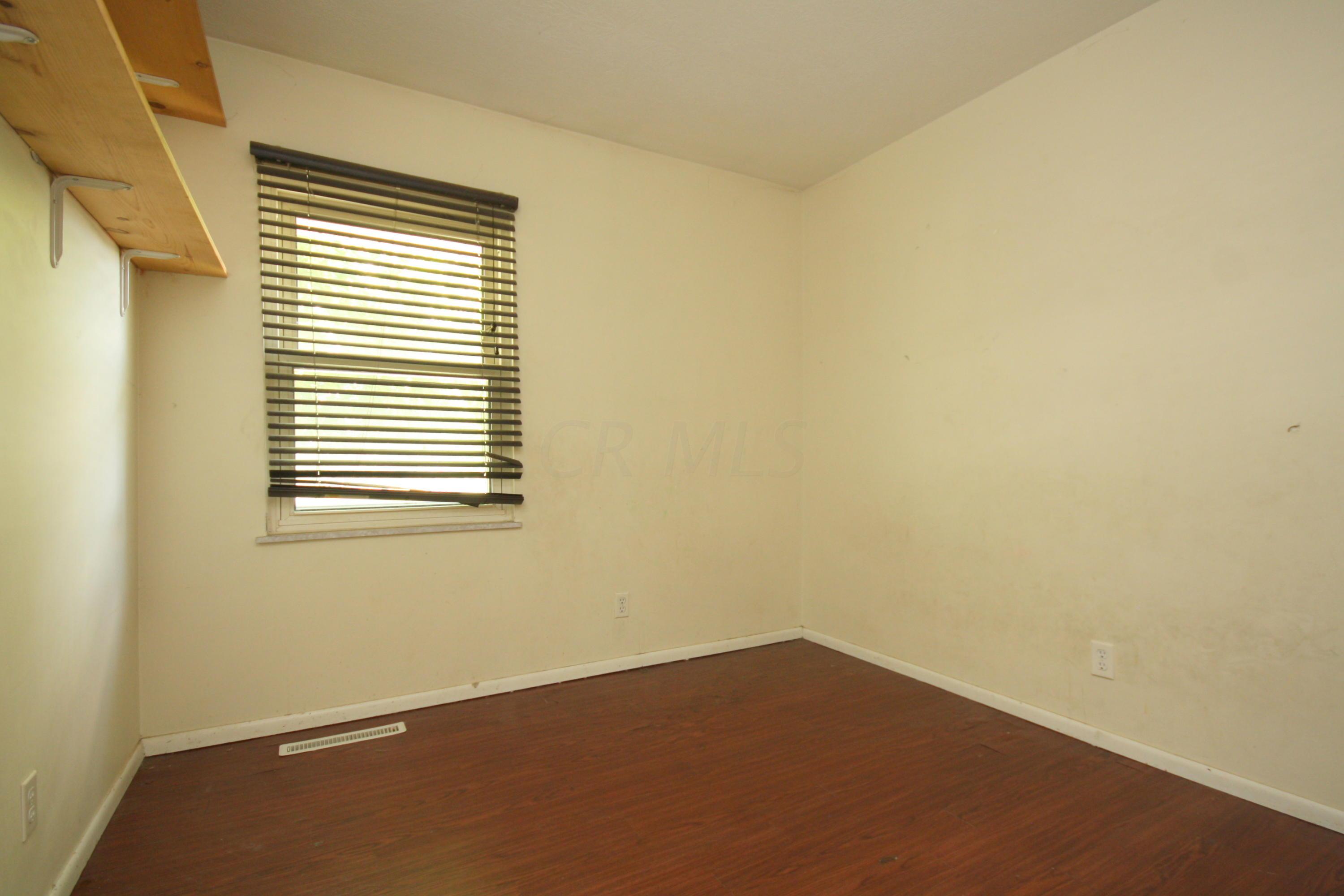337 North Stygler Road Columbus, OH 43230 - Photo 5 of 21