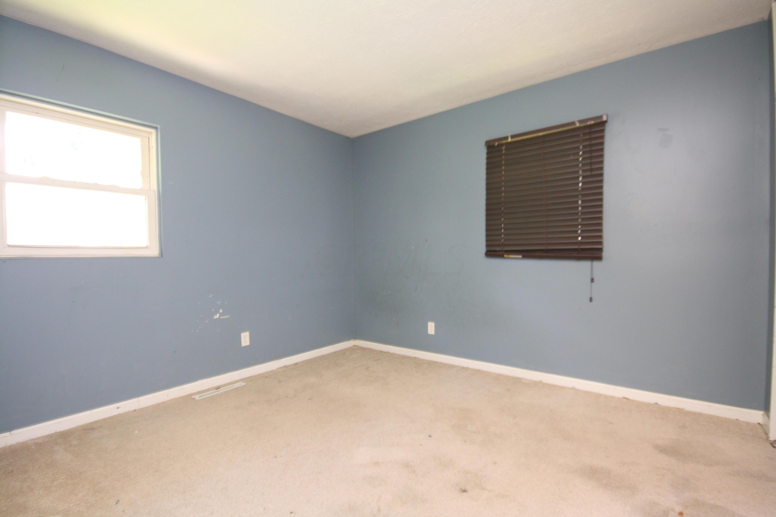337 North Stygler Road Columbus, OH 43230 - Photo 6 of 21