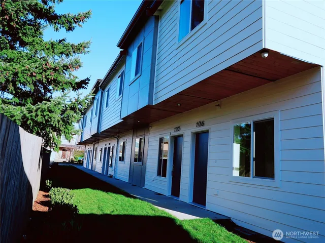 $2,700,000 | 2155 Siddle Loop, Unit 16, Ferndale, WA 98248