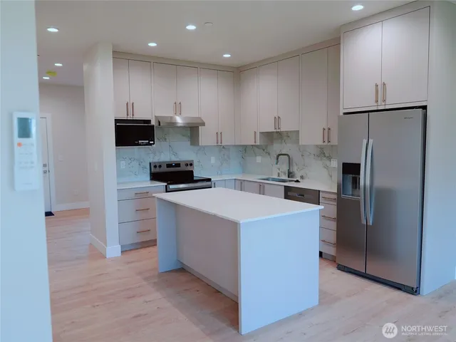 $2,700,000 | 2155 Siddle Loop, Unit 16, Ferndale, WA 98248