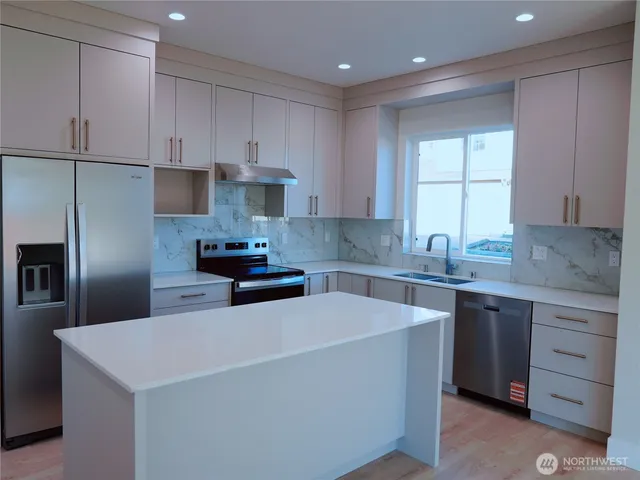 $2,700,000 | 2155 Siddle Loop, Unit 16, Ferndale, WA 98248