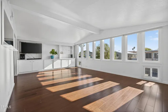 $525,000 | 5540 West 5th Street, Unit SPC 26, Oxnard, CA 93035