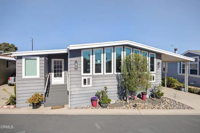 $525,000 | 5540 West 5th Street, Unit SPC 26, Oxnard, CA 93035