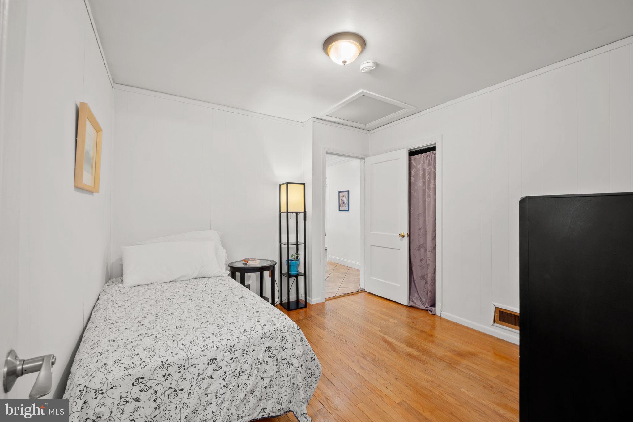 10505 Cascade Place Silver Spring, MD 20902 - Photo 13 of 39 Gallery Image 13