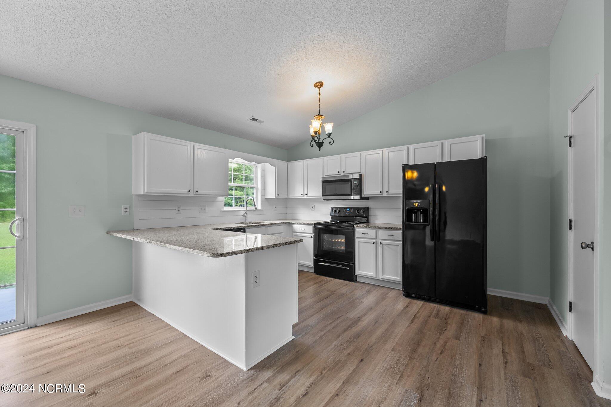 452 High Hill Road Jacksonville, NC 28540 - Photo 12 of 50 11-web-or-mls-_Z723399