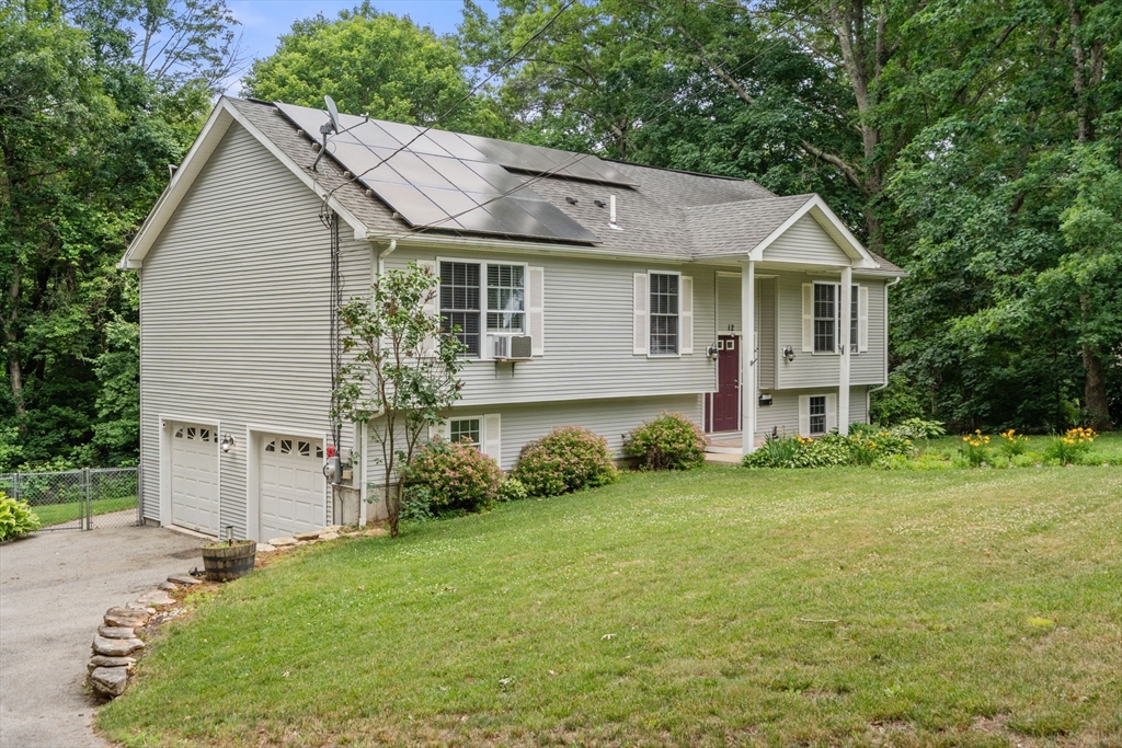 12 Charlton Road Dudley, MA 01571 - Photo 23 of 30