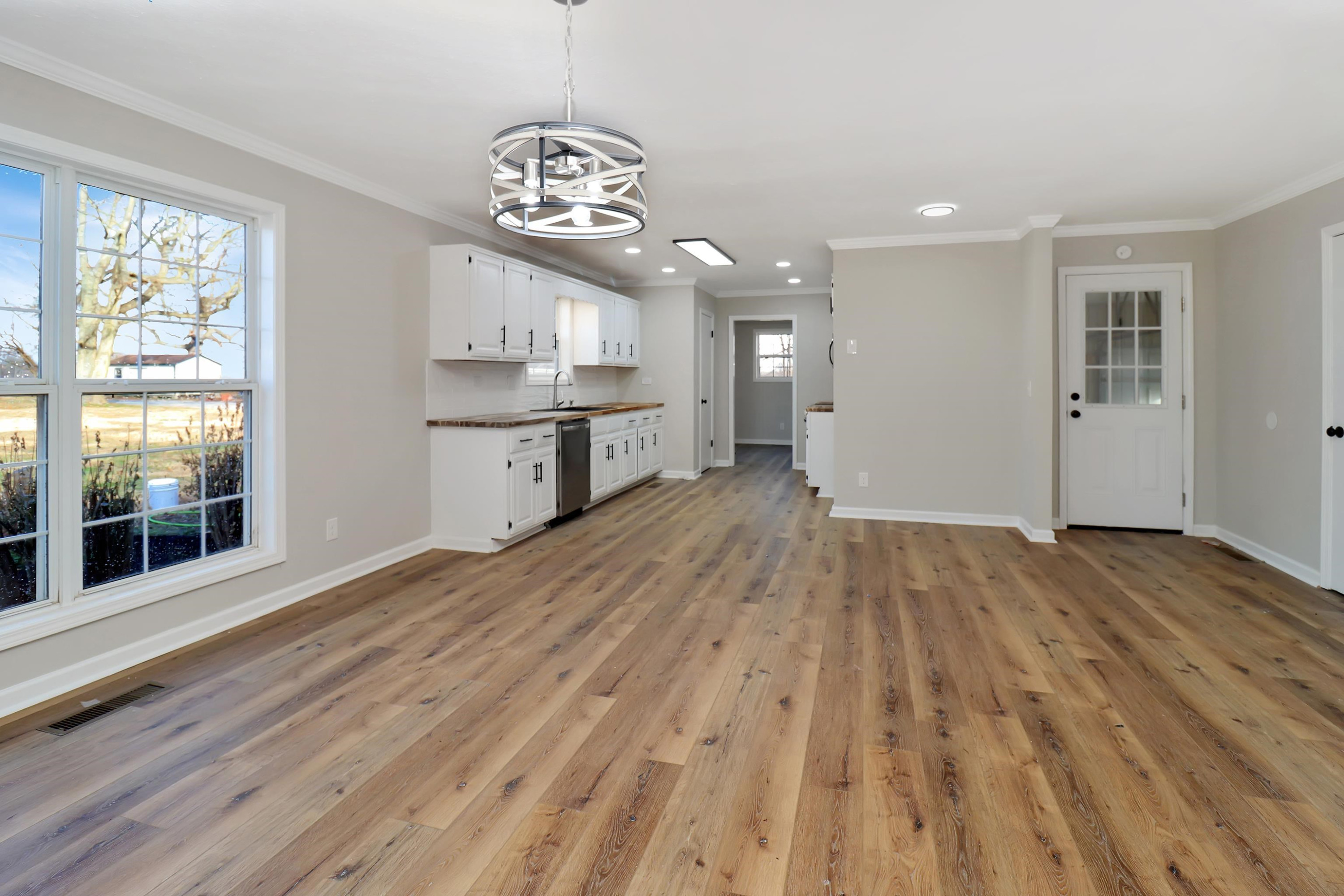 1810 OLd State Rte 76 McKenzie, TN 38201 - Photo 4 of 23 a view of a kitchen from the hallway
