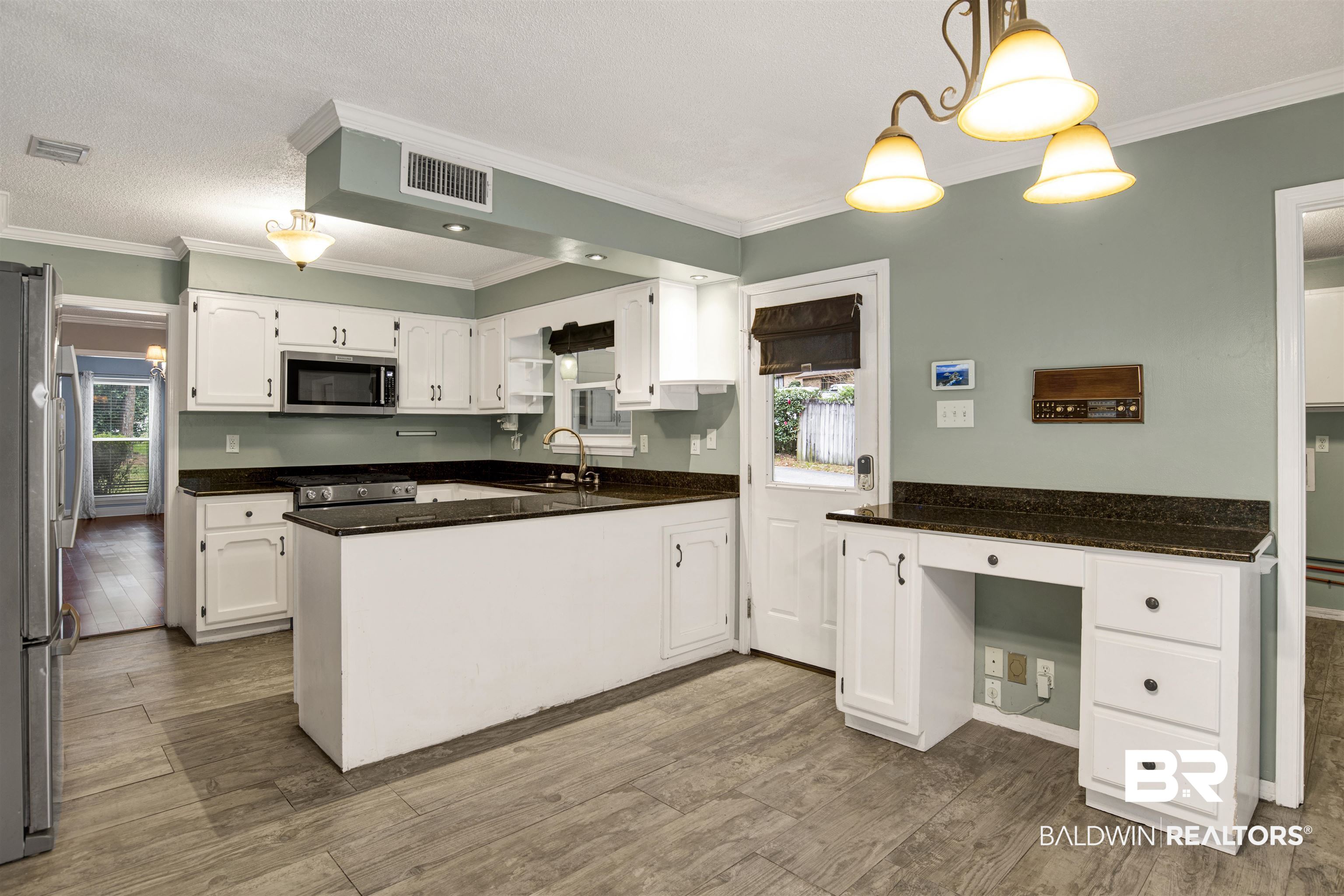 5770 Chester Court Mobile, AL 36609 - Photo 7 of 46