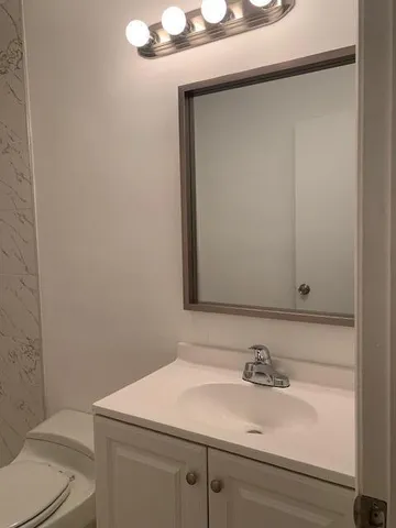 $2,400 | 4704 Pier Drive, Greenacres, FL 33463