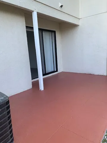 $2,400 | 4704 Pier Drive, Greenacres, FL 33463