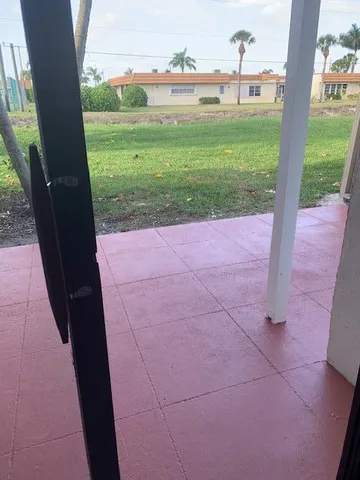 $2,400 | 4704 Pier Drive, Greenacres, FL 33463