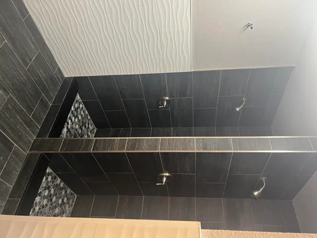 $2,400 | 4704 Pier Drive, Greenacres, FL 33463