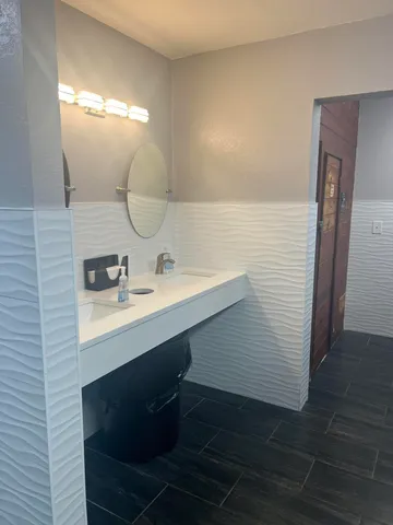 $2,400 | 4704 Pier Drive, Greenacres, FL 33463