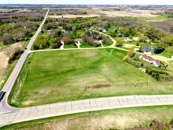 $49,900 | 1 Wildwood Circle, Albert Lea, MN 56007