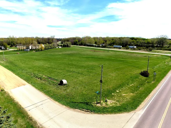 $49,900 | 1 Wildwood Circle, Albert Lea, MN 56007