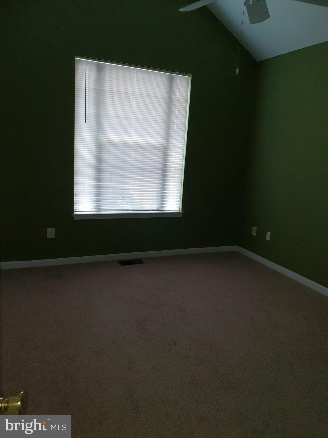 19922 Gateshead Circle, Unit 21 Germantown, MD 20876 - Photo 16 of 25 Bedroom