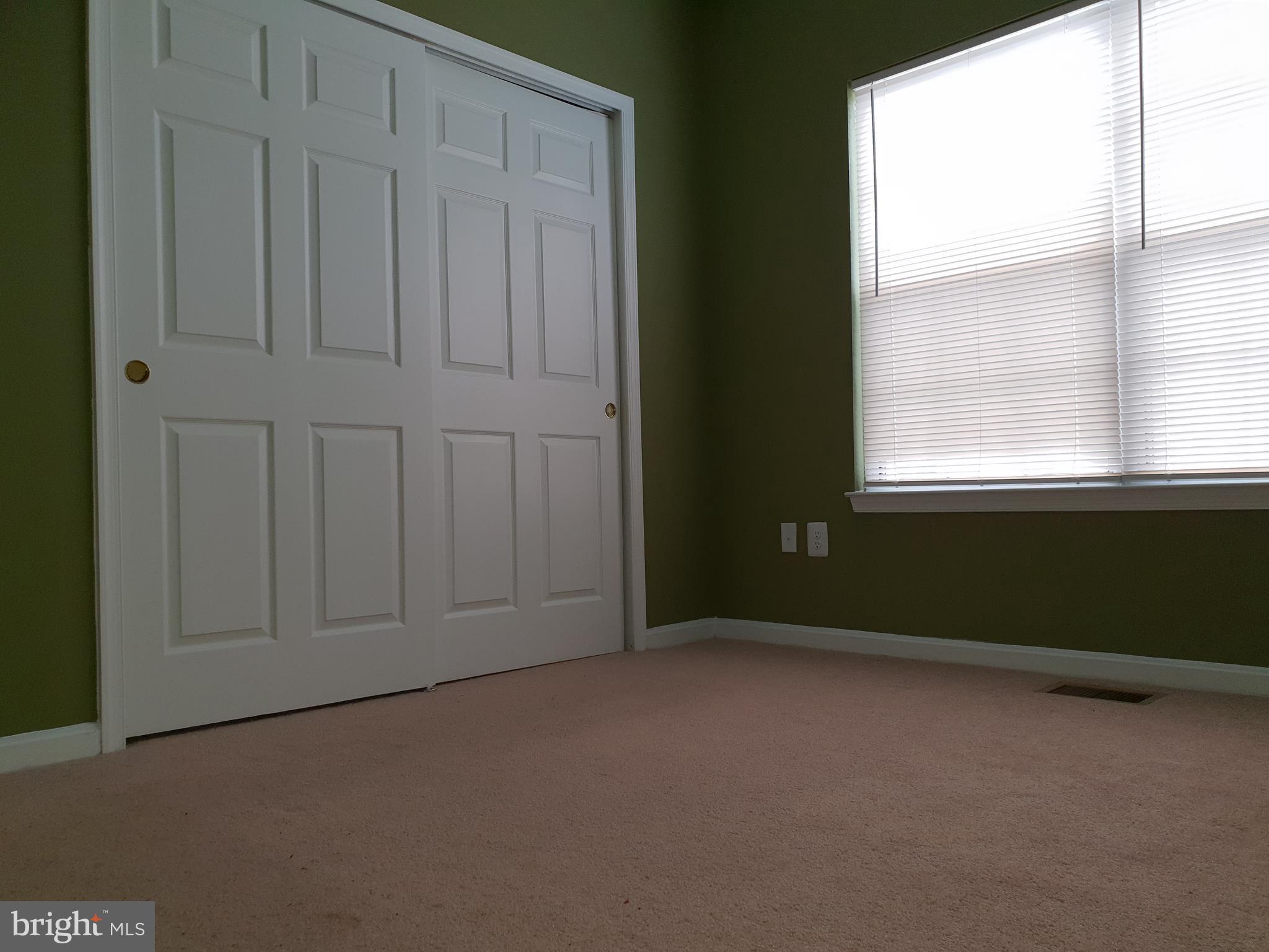 19922 Gateshead Circle, Unit 21 Germantown, MD 20876 - Photo 17 of 25 Bedroom 2