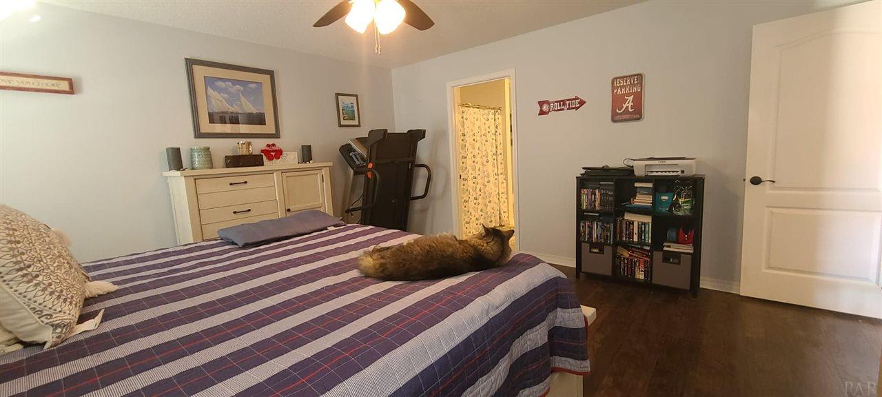 6307 Billoree Road Pace, FL 32571 - Photo 20 of 46 with updated flooring