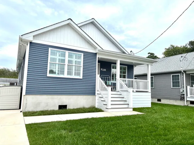 a view of a terrace with sky view