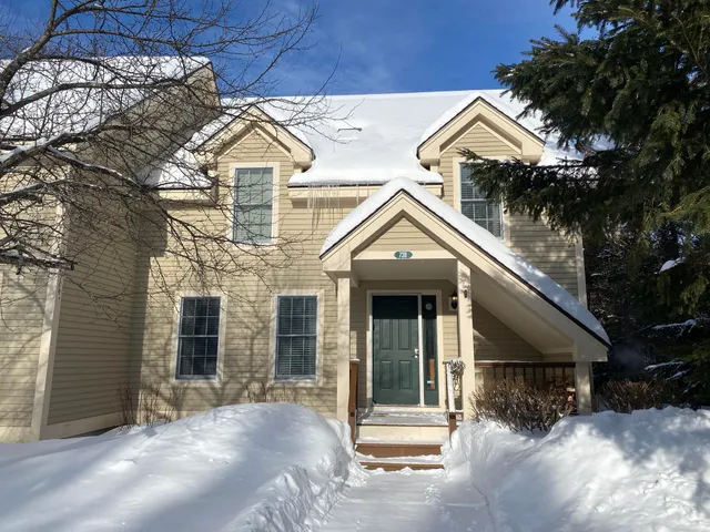 $625,000 | 73 B Kingswood Road, West Dover, VT 05356