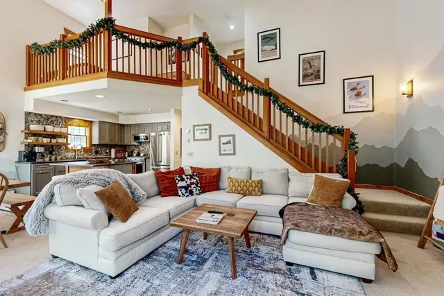 $625,000 | 73 B Kingswood Road, West Dover, VT 05356