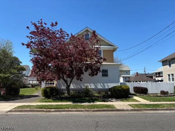 $425,000 | 247 North 4th Avenue, Manville, NJ 08835
