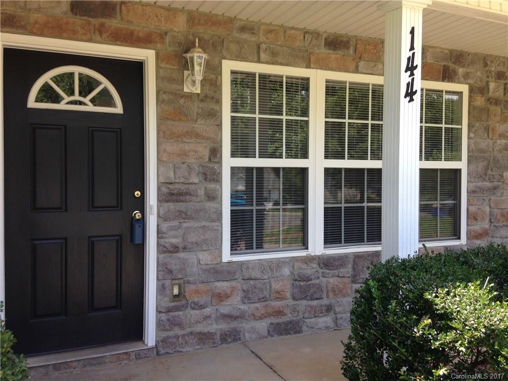 144 Addison Place Troutman, NC 28166 - Photo 2 of 17