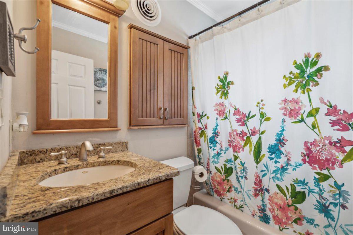 41 Margin Road Levittown, PA 19056 - Photo 10 of 15 Gallery Image 10