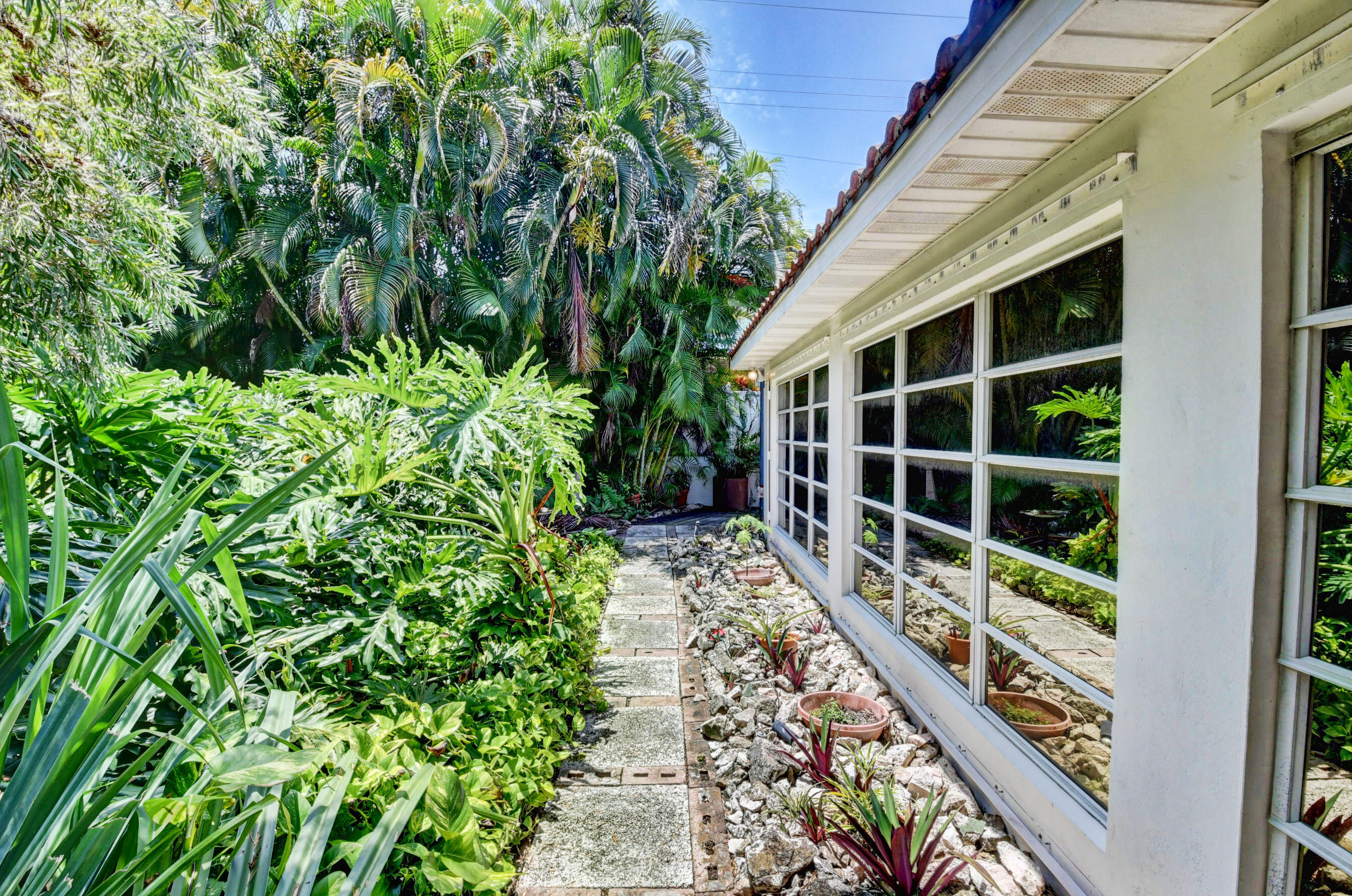 14 Tropical Drive Ocean Ridge, FL 33435 - Photo 17 of 20 24_dsc_3972_3_4_5_6