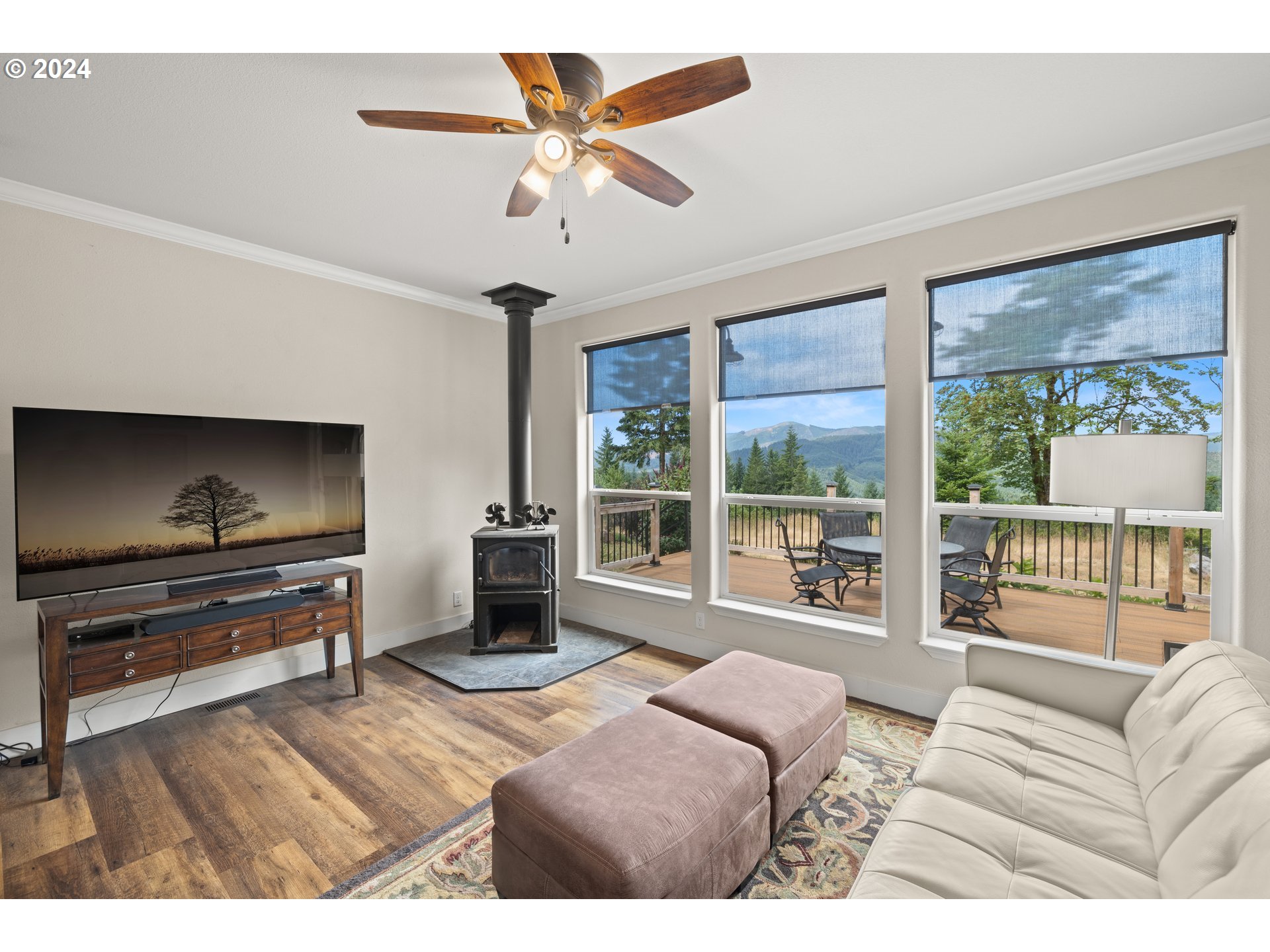 24343 Northwest Ridge Road Forest Grove, OR 97116 - Photo 19 of 48 Great Room