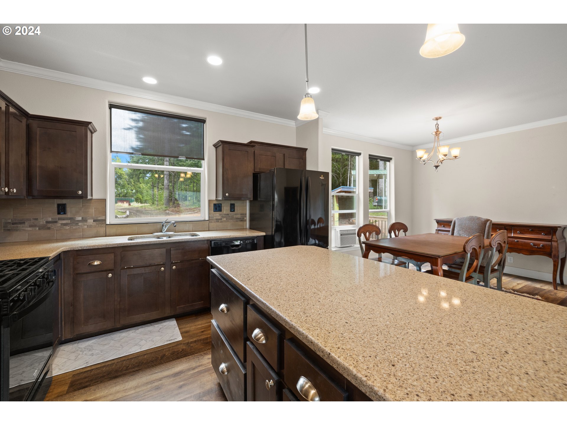 24343 Northwest Ridge Road Forest Grove, OR 97116 - Photo 21 of 48 Kitchen/Dining Room