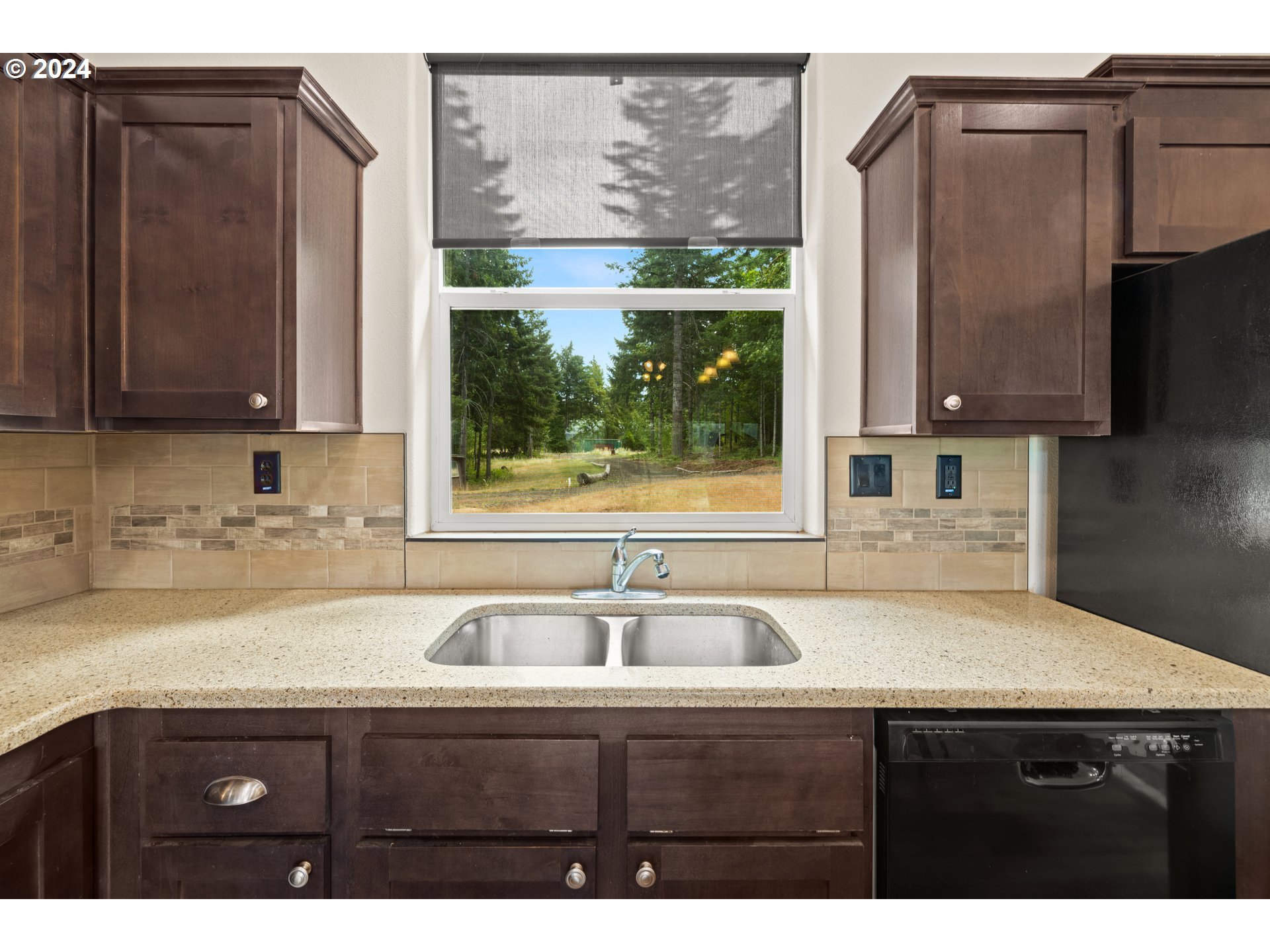 24343 Northwest Ridge Road Forest Grove, OR 97116 - Photo 22 of 48 Kitchen