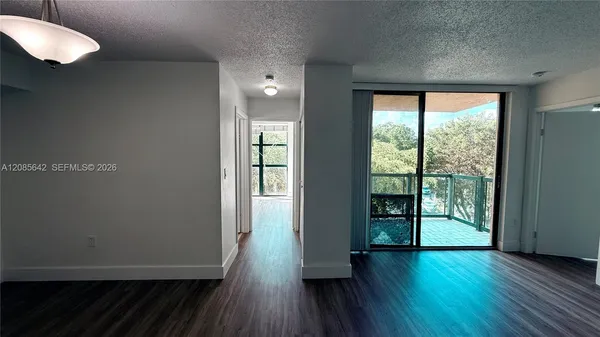 $2,200 | 11800 Southwest 18th Street, Unit 4024, Miami, FL 33175