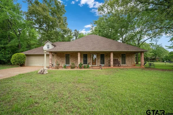 $385,000 | 630 County Road 3608, Bullard, TX 75757