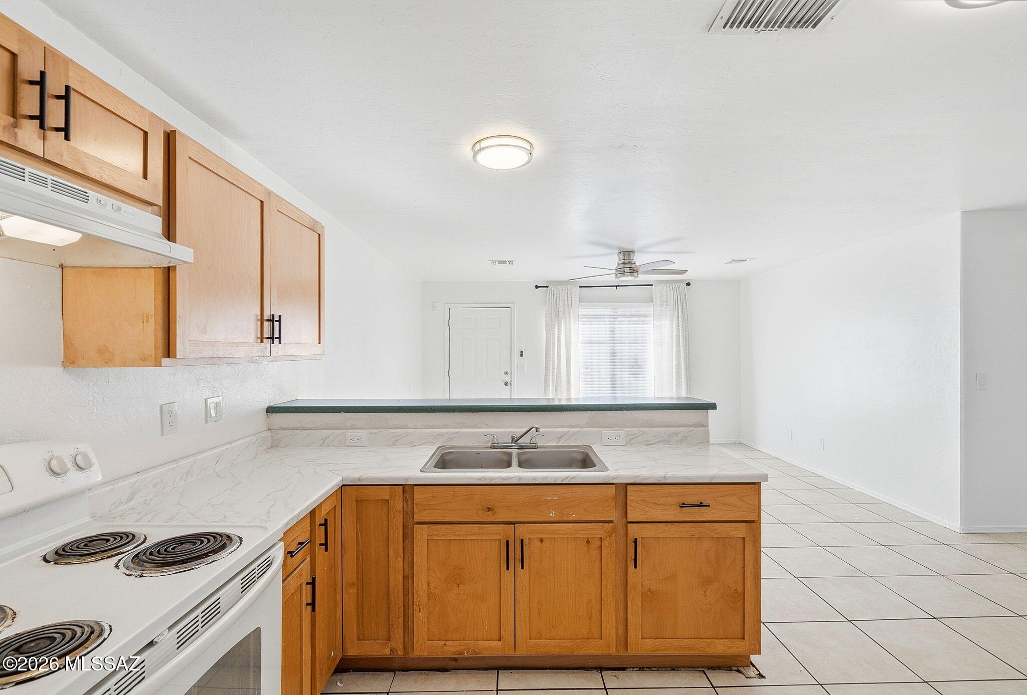1044 East 27th Street Tucson, AZ 85713 - Photo 8 of 18